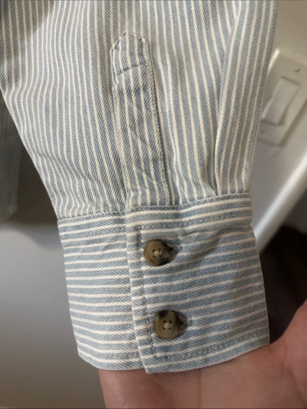 Old Navy Light Blue Stripe Button-Up Shirt - Picture 5 of 8